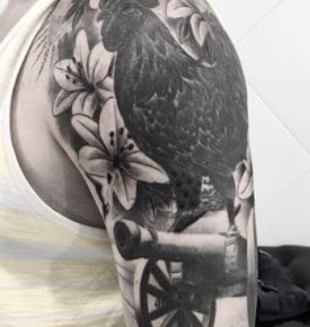 Get a new high quality tattoo with Simmer Tattoo